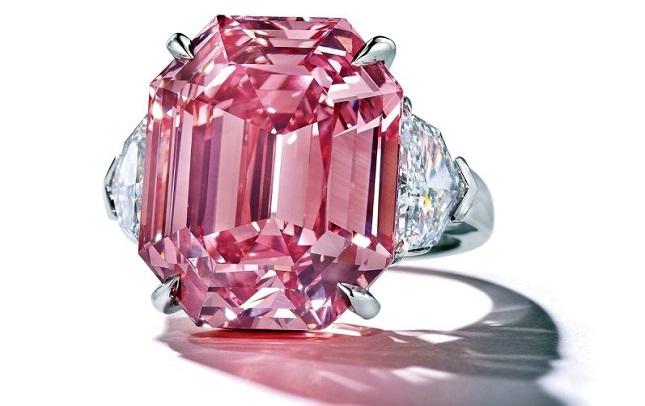 Flawless 'Bubble Gum Pink' Diamond Fetches $7.5 Million at