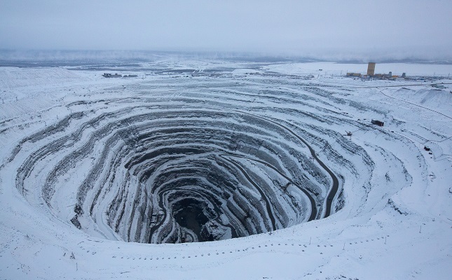 ALROSA to Hold Auction of Large Rough Diamonds at International